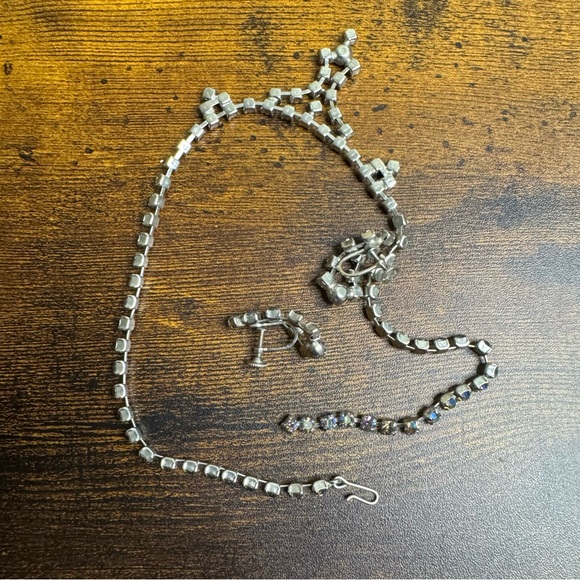 Coro Blue AB Crystal Set Choker Necklace Screw Back Earrings Demi Parrure - Picture 12 of 16